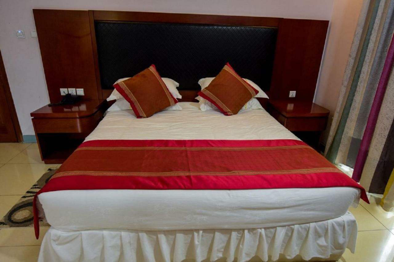 Orient Park Hotel Kigali Luaran gambar